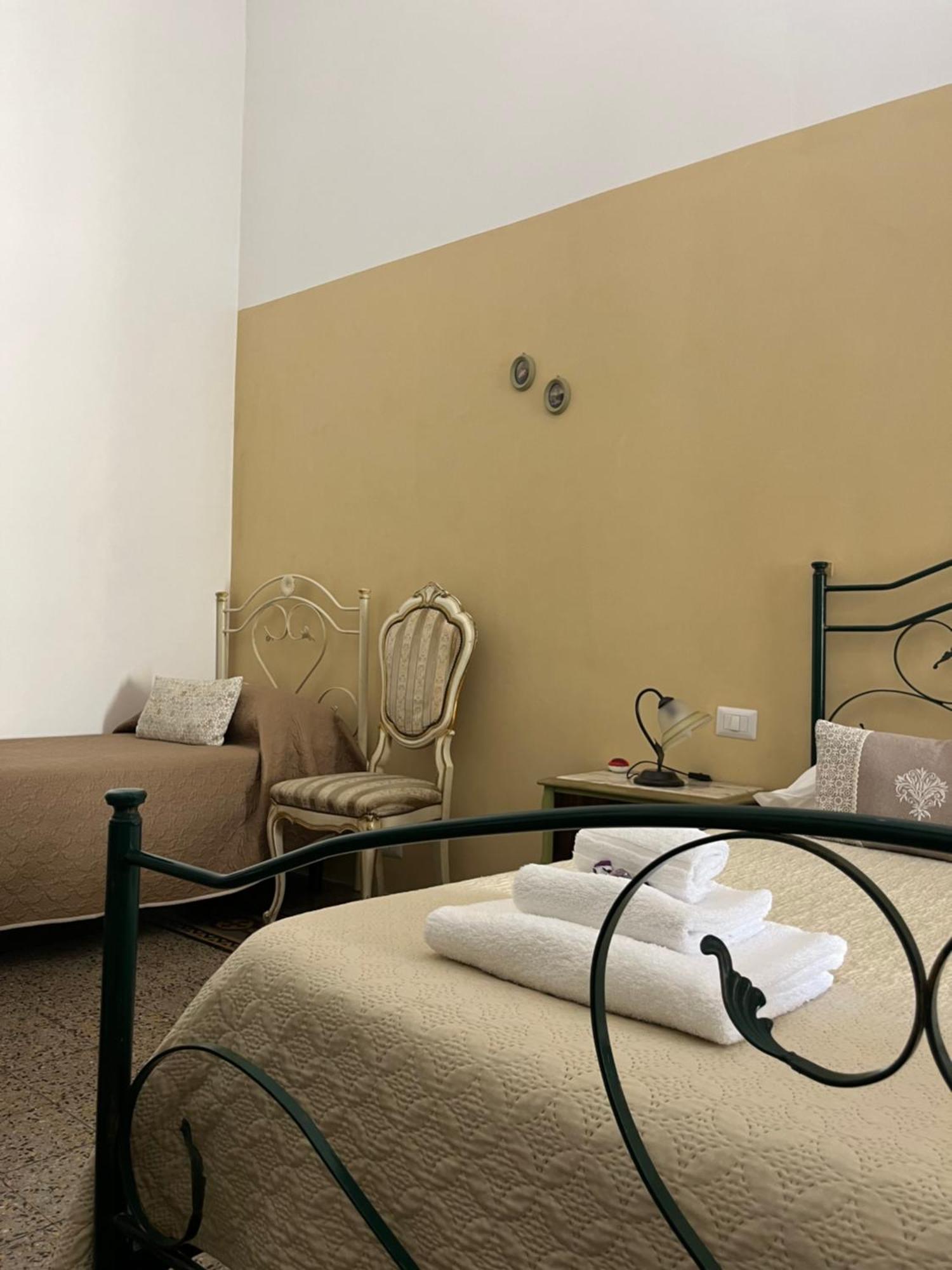 B&B Chimera Бари Экстерьер фото